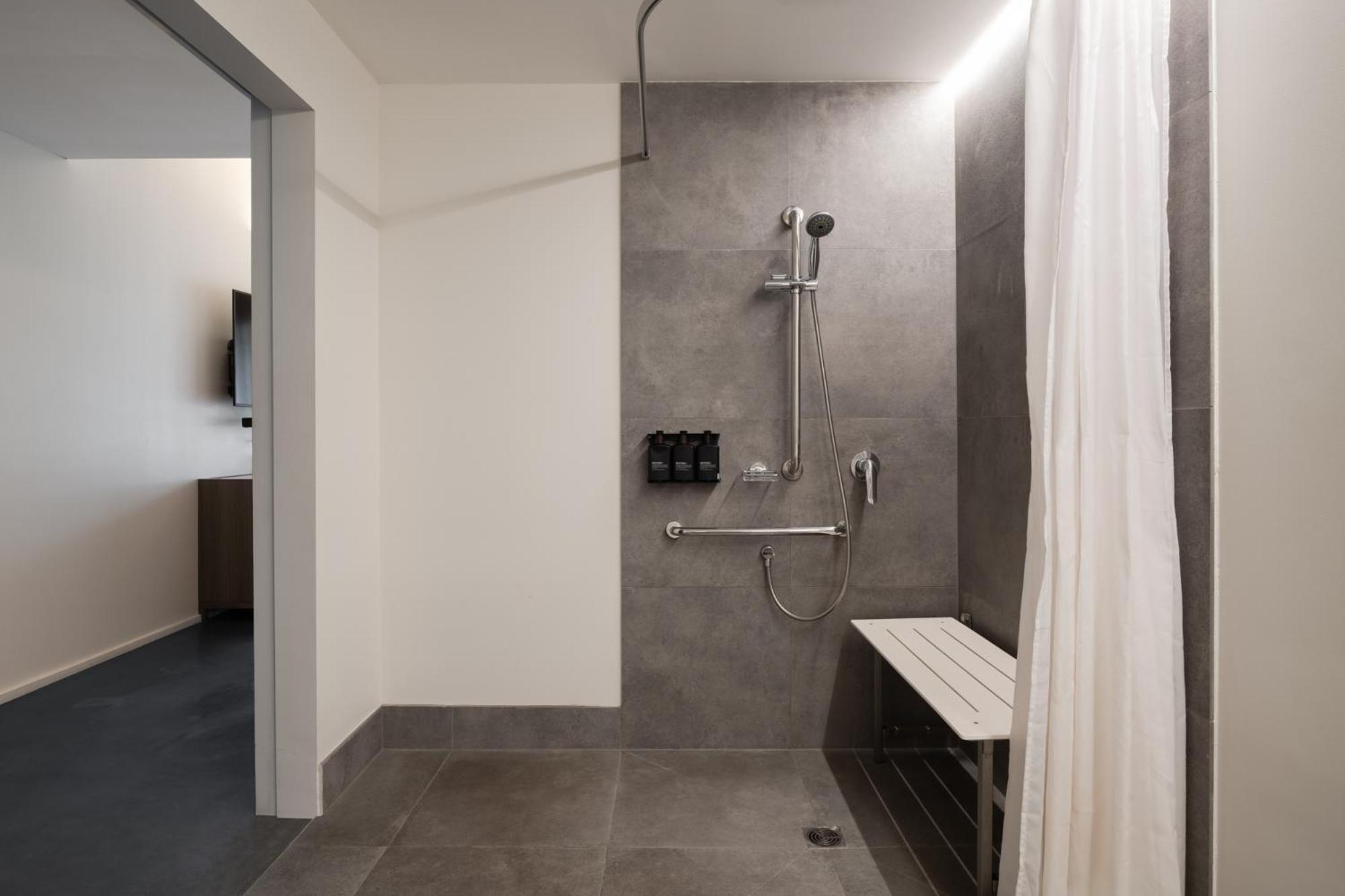 Samphire Rottnest Hotel 4*